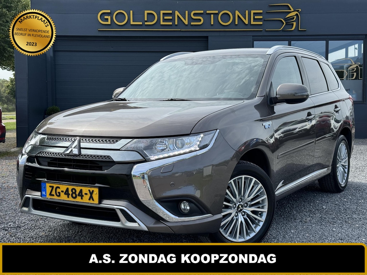 Mitsubishi Outlander - 2.4 PHEV Pure+ Carplay,Clima,Cruise,Camera,LM Velgen,4x4,N.A.P,APK tot 06-2025 - AutoWereld.nl