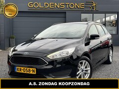 Ford Focus Wagon - 1.0 Trend 2e Eigenaar, Navi, Airco, Cruise, PDC, LM Velgen, Trekhaak, N.A.P, Nieuwe APK bi