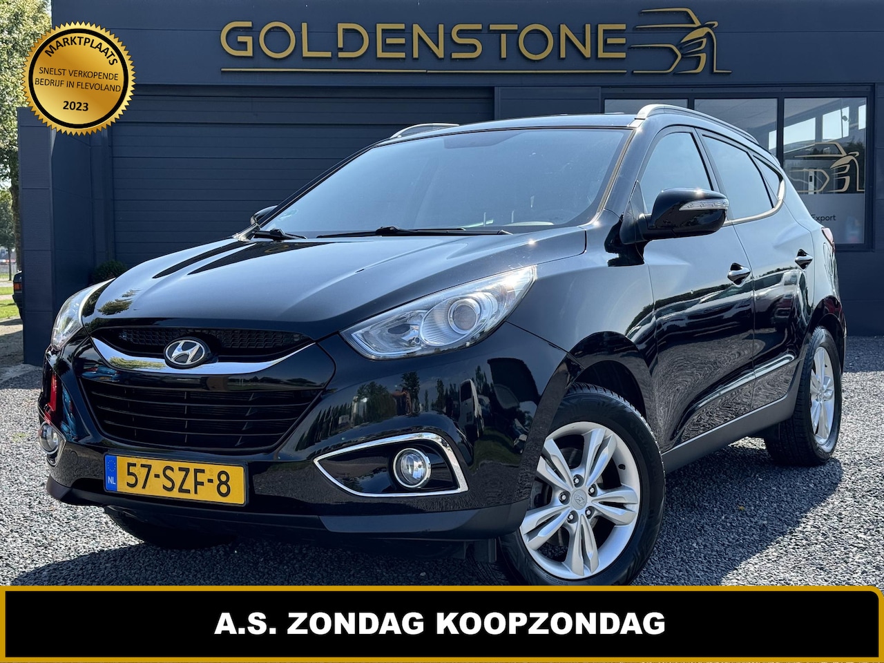 Hyundai ix35 - 2.0i Business Edition 2e Eigenaar,Navi,Clima,Cruise,Camera,PDC,Trekhaak,APK tot 06-2025 - AutoWereld.nl