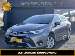 Toyota Avensis Touring Sports - 1.8 VVT-i Aspiration 1e Eigenaar, Navi, Clima, Cruise, Camera, PDC V+A, Trekhaak, N.A.P, A