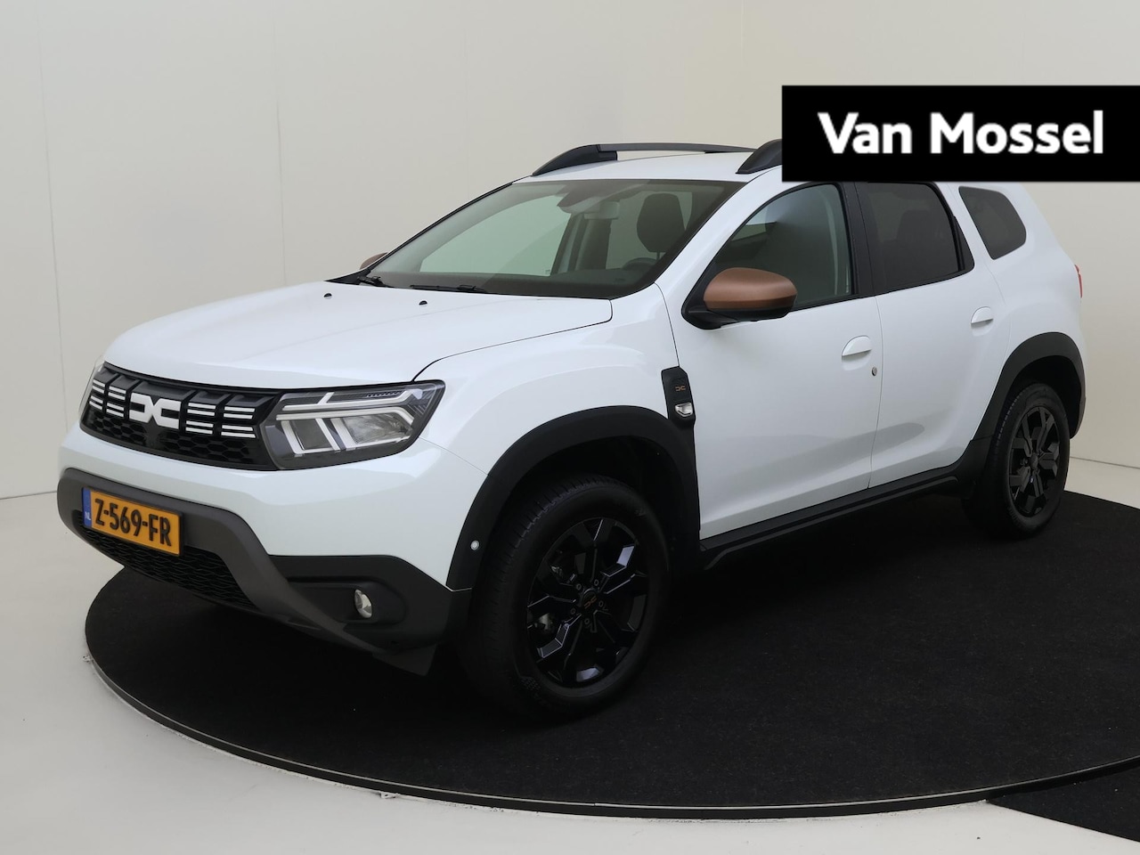 Dacia Duster - 1.0 TCe 100 ECO-G Essential | Stoelverwarming | Parkeersensoren - AutoWereld.nl