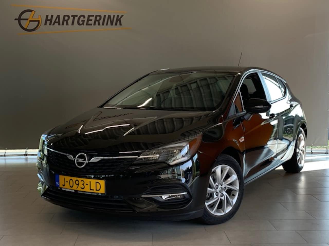 Opel Astra - 1.2i T 130pk Edition *ECC/Navi* - AutoWereld.nl