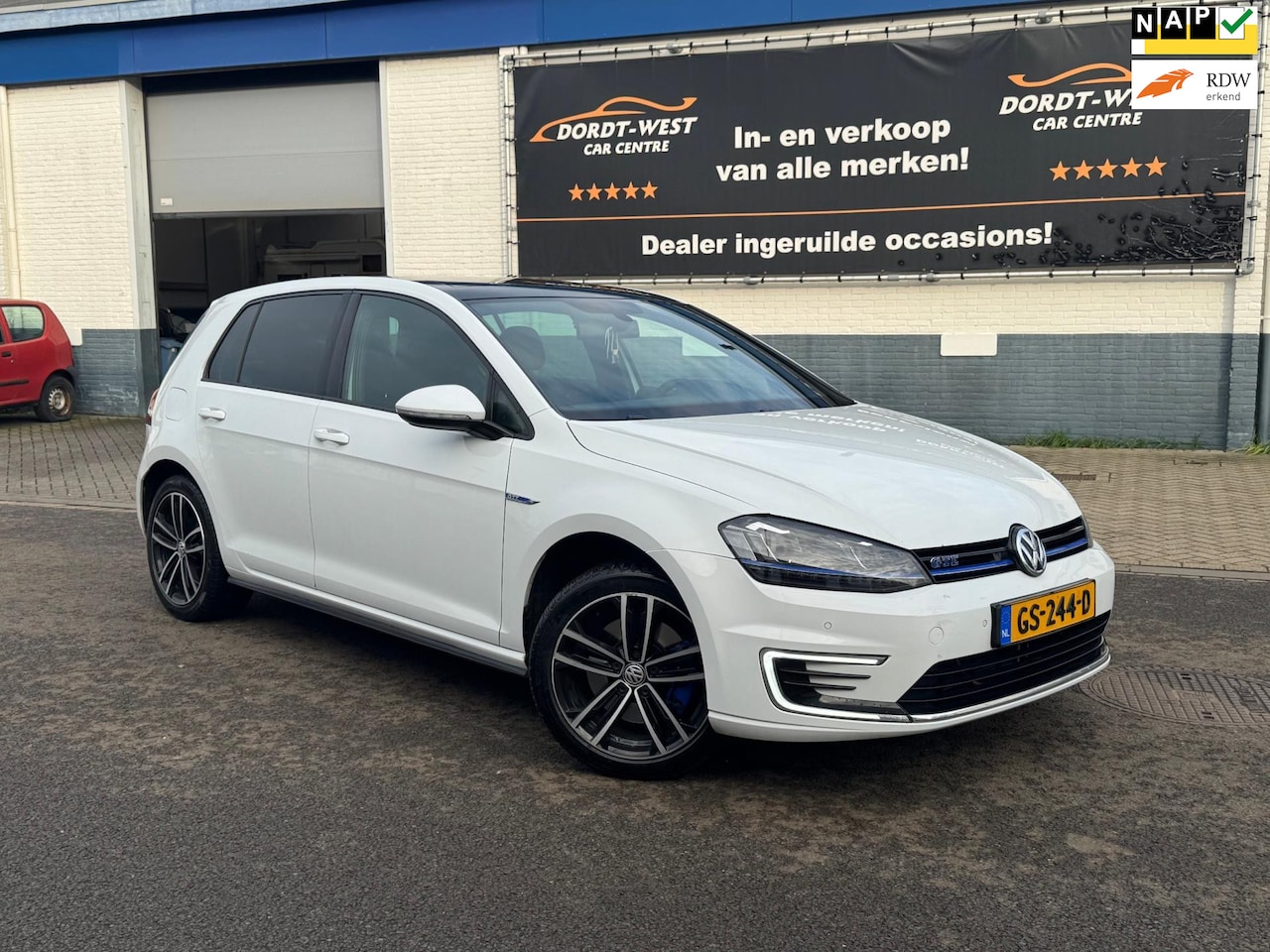 Volkswagen Golf - 1.4 TSI GTE 1.4 TSI GTE - AutoWereld.nl