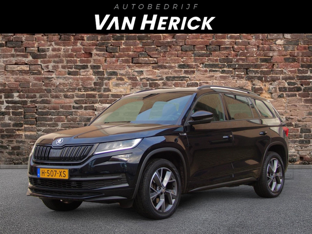 Skoda Kodiaq - 1.5 TSI Sportline Business Automaat | Sportstoelen | Camera | App-Connect - AutoWereld.nl