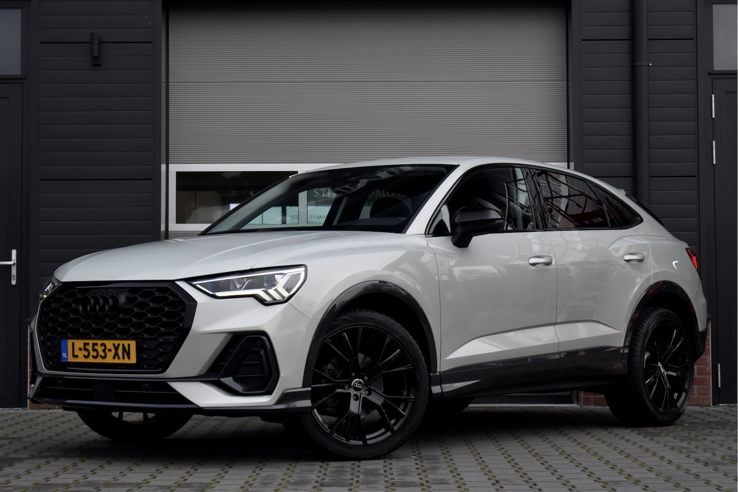 Audi Q3 Sportback - 35 TFSI Pro Line S | ACC | Trekhaak wegkl. | Camera | 20'' Velgen | CarPlay | LED Koplampe - AutoWereld.nl