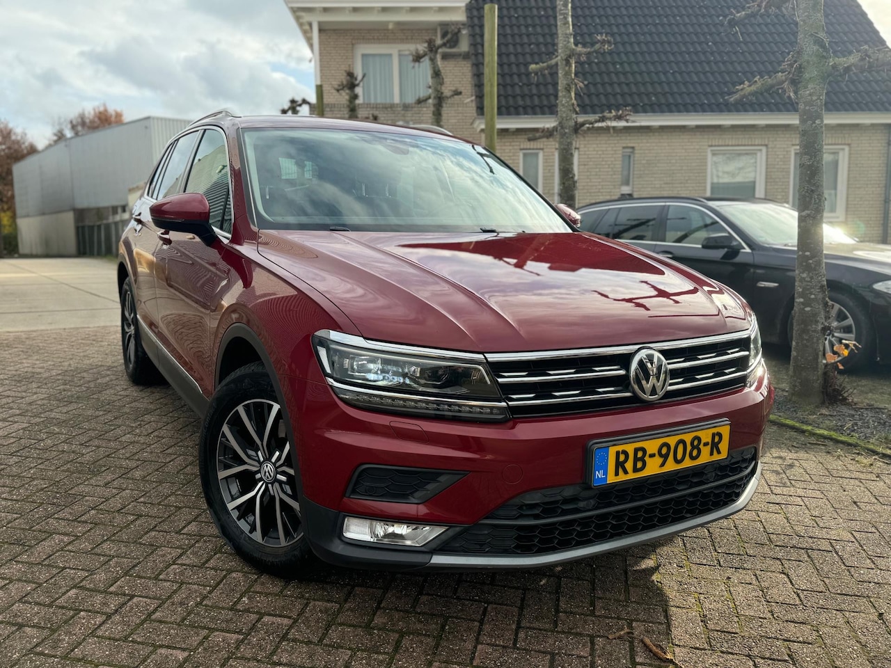 Volkswagen Tiguan - 1.4 TSI ACT Business R 110KW (bj 2017) DSG|VIRTUAL|FULL LED - AutoWereld.nl