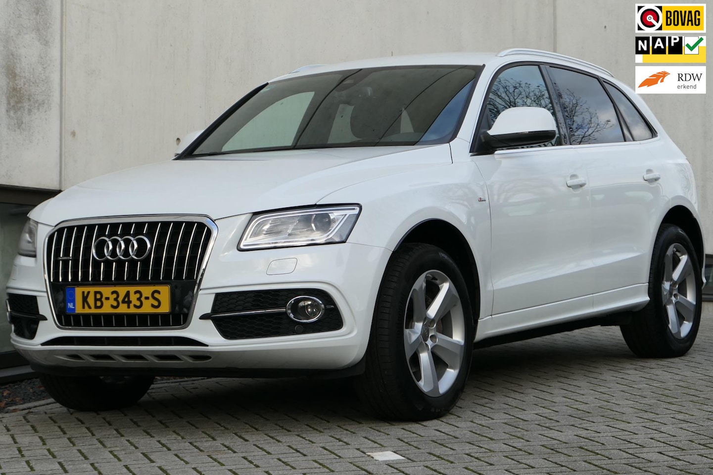 Audi Q5 - 2.0 TFSI quattro S-Line B&O Standkachel Leder Sportstoelen Navi - AutoWereld.nl