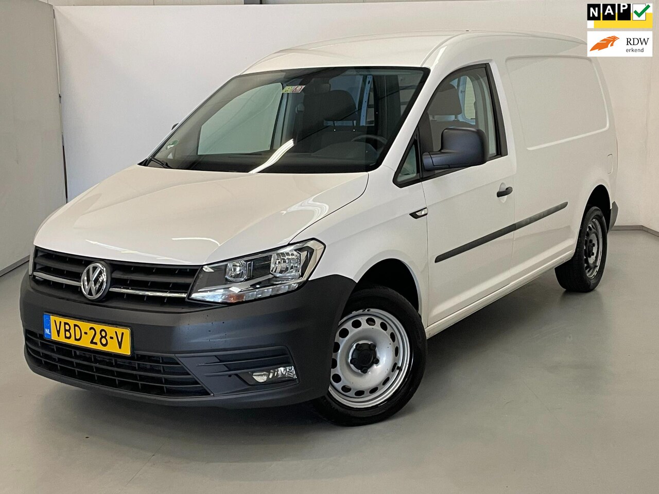 Volkswagen Caddy Maxi - 2.0 TDI L2H1 / Aut / 1e eig / Navi / Excl. BTW - AutoWereld.nl