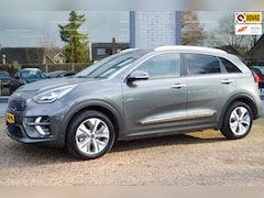 Kia e-Niro - DynamicLine 64 kWh | Half leder | stoel en stuur verwarming