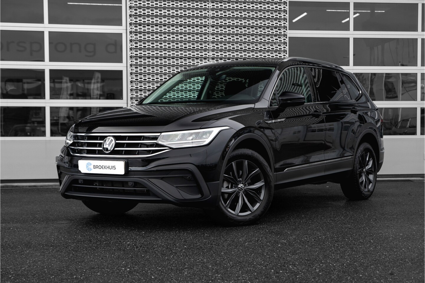 Volkswagen Tiguan Allspace - 1.5 TSI Life Business 7p. 1.5 TSI Life Business 7p. - AutoWereld.nl