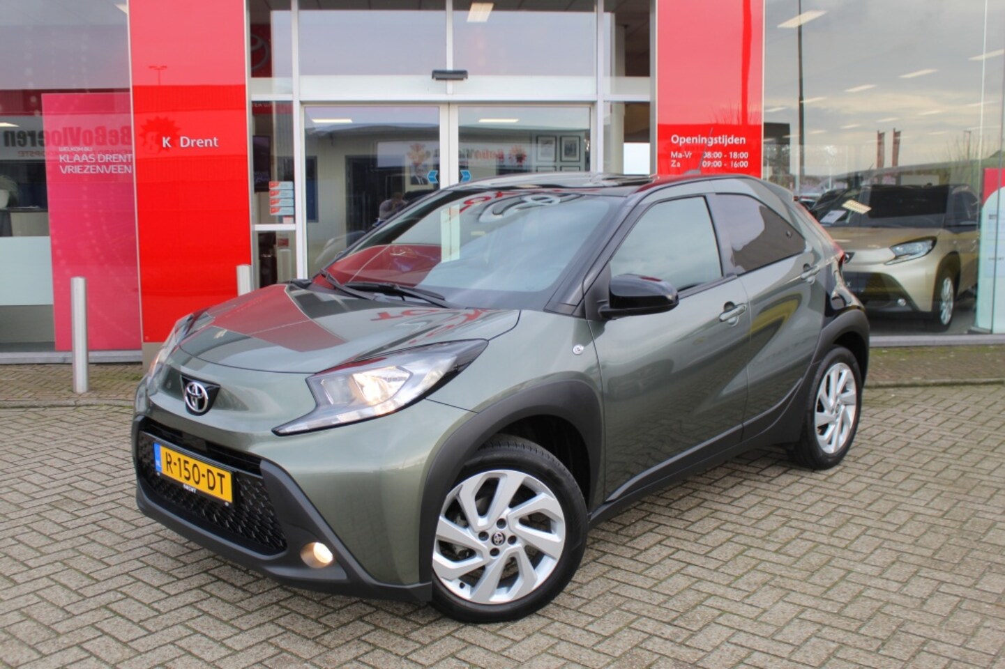 Toyota Aygo X - 1.0 VVT-i MT First Pulse | Stoelverwarming | CarPlay - AutoWereld.nl