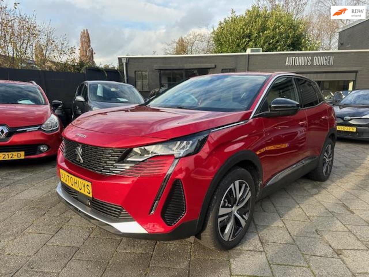 Peugeot 3008 - 1.2 PureTech (130pk) Allure! Camera! Navi! - AutoWereld.nl