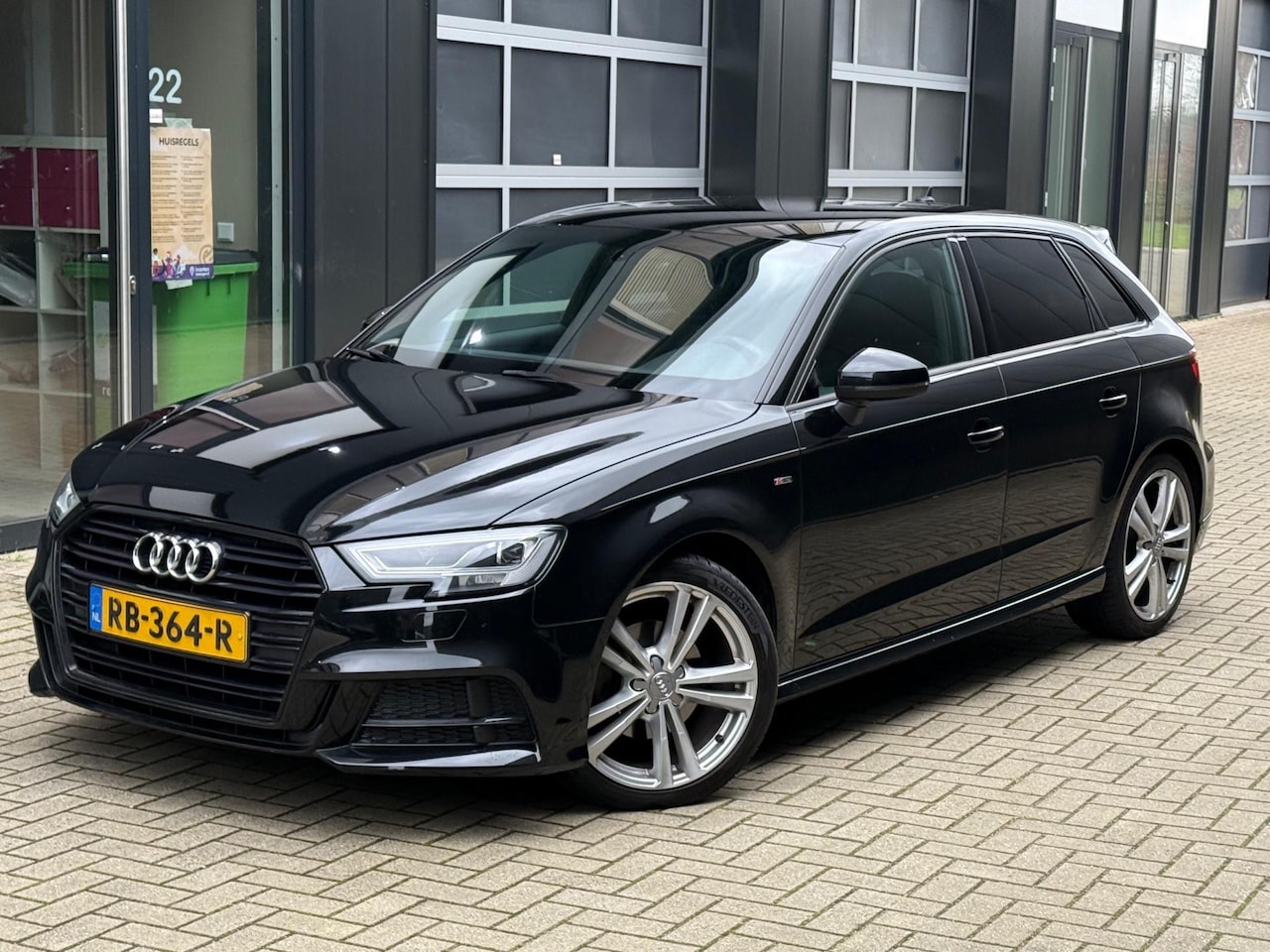 Audi A3 Sportback - 1.0 TFSI 3x S-Line Edition Facelift - AutoWereld.nl