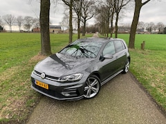 Volkswagen Golf - 1.5 TSI Highline Business R 3x R-Line | Bomvol opties!