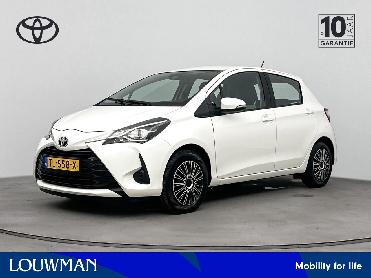 Toyota Yaris - 1.0 VVT-i Energy | Navigatie | Climate Control | Trekhaak | - AutoWereld.nl