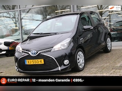 Toyota Yaris - 1.5 Hybrid Trend Bi-Tone