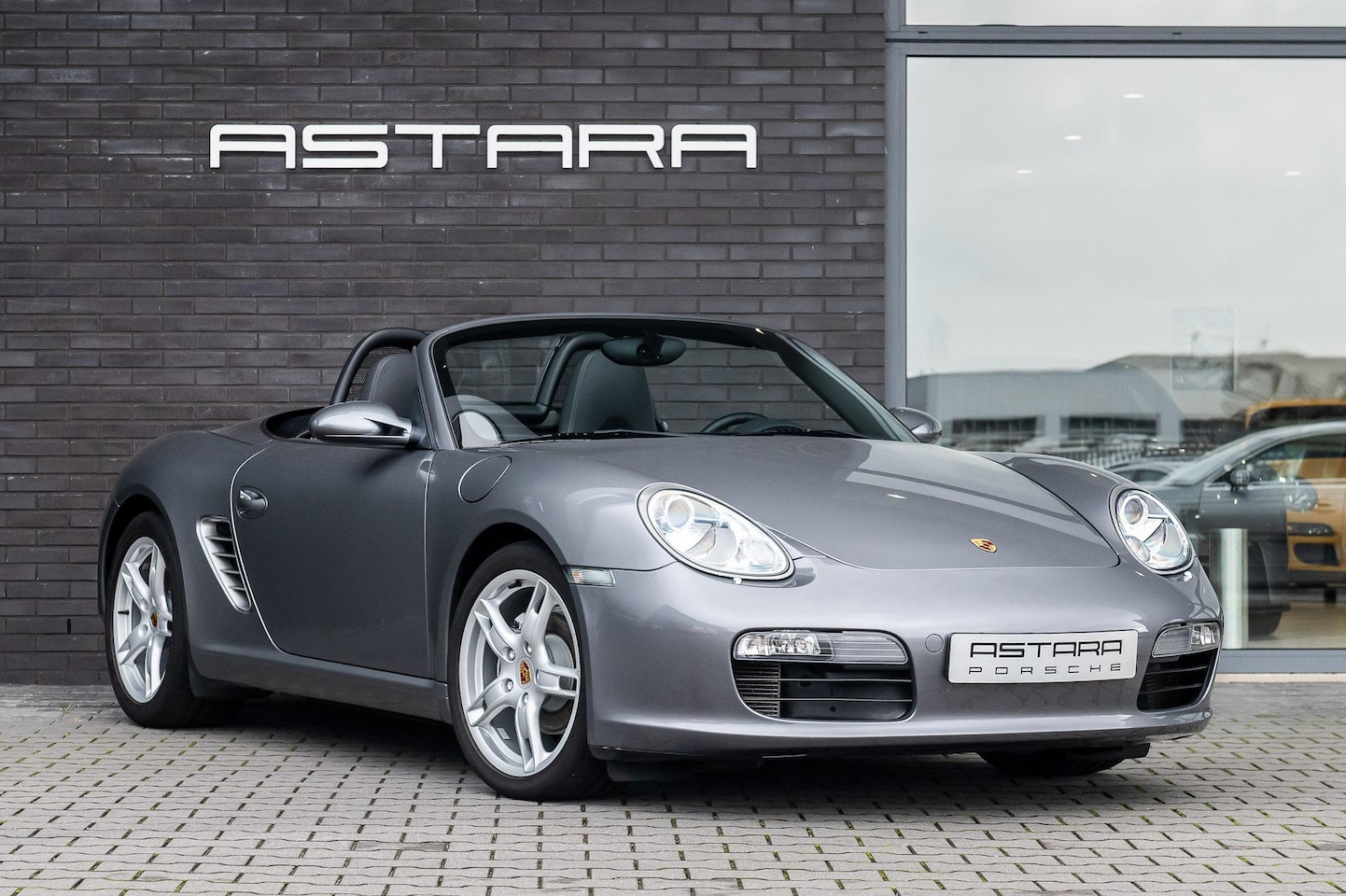 Porsche Boxster - 2.7 | 32.600 km | handgeschakeld - AutoWereld.nl