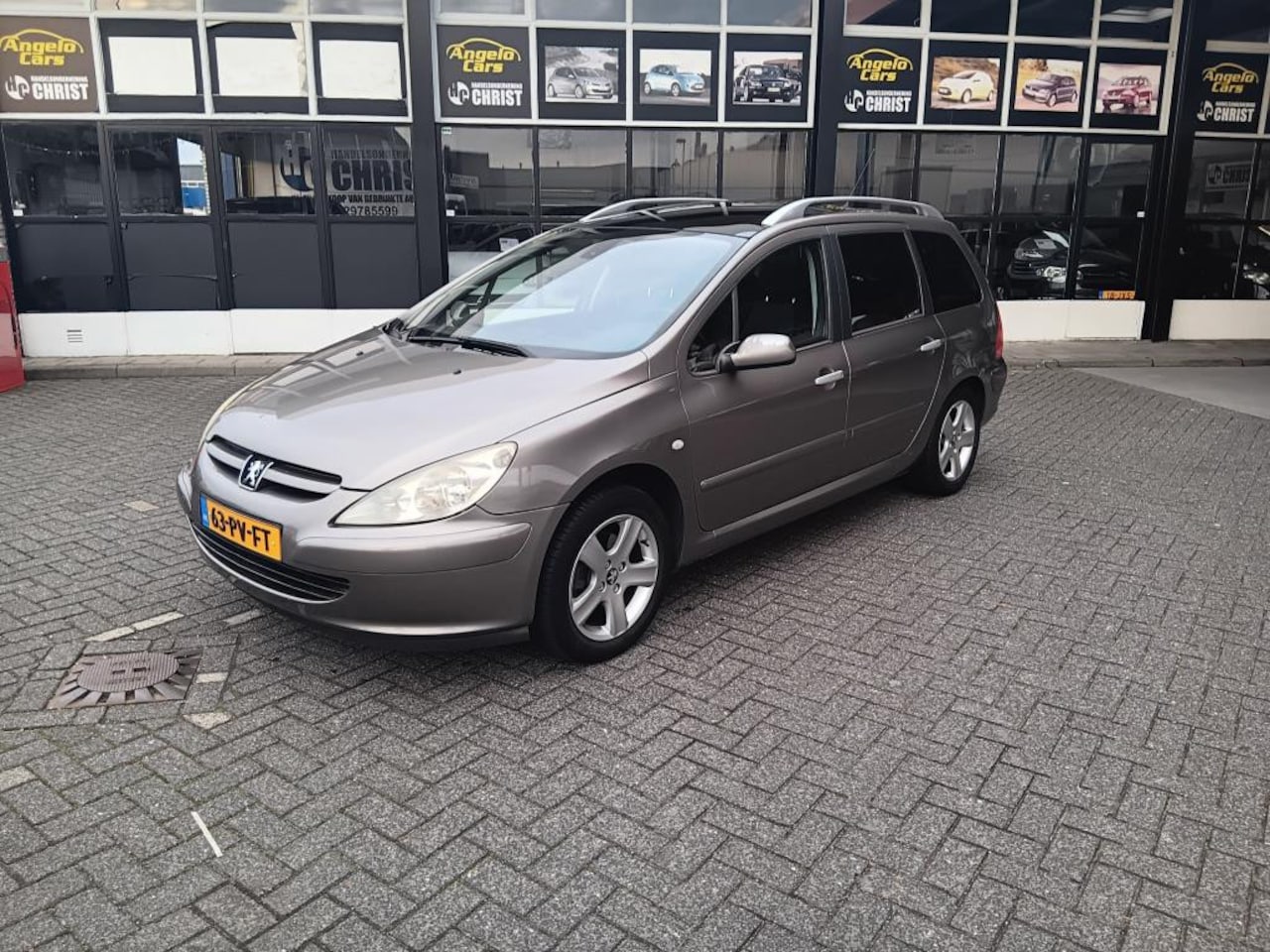 Peugeot 307 SW - 2.0 16V Premium 7Persoons - AutoWereld.nl