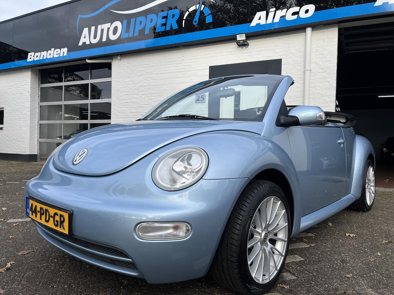 Volkswagen New Beetle Cabriolet - 1.4 /71576 NAP/zeer nette auto - AutoWereld.nl