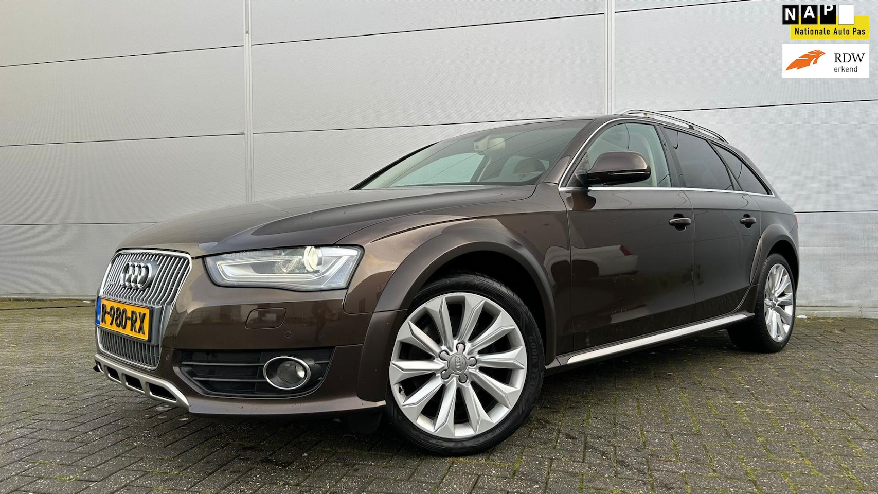 Audi A4 allroad quattro - 2.0 TDI Aut, Pro Line+, Sportleder, Xenon - AutoWereld.nl