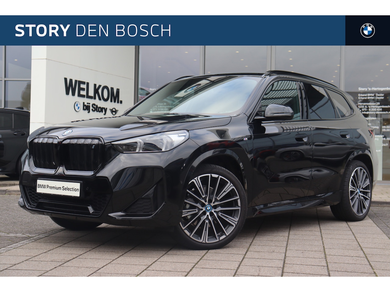 BMW iX1 - xDrive30 M Sport / Trekhaak / Adaptieve LED / Sportstoelen / Adaptief M Onderstel / Comfor - AutoWereld.nl