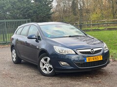 Opel Astra Sports Tourer - 1.4 Edition /Trekhaak/Navi/