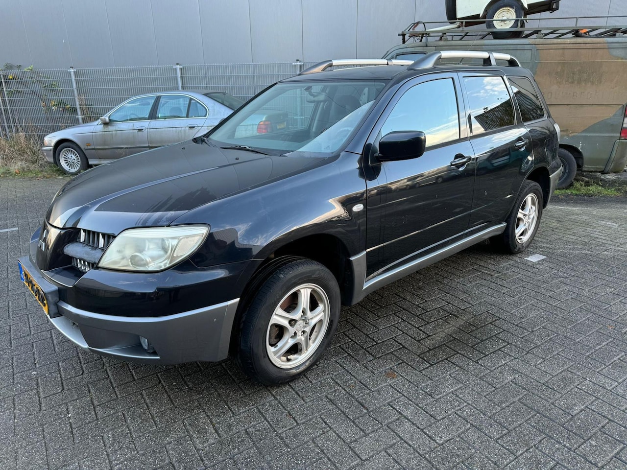 Mitsubishi Outlander - 2.0 Invite plus 2.0 Invite plus - AutoWereld.nl