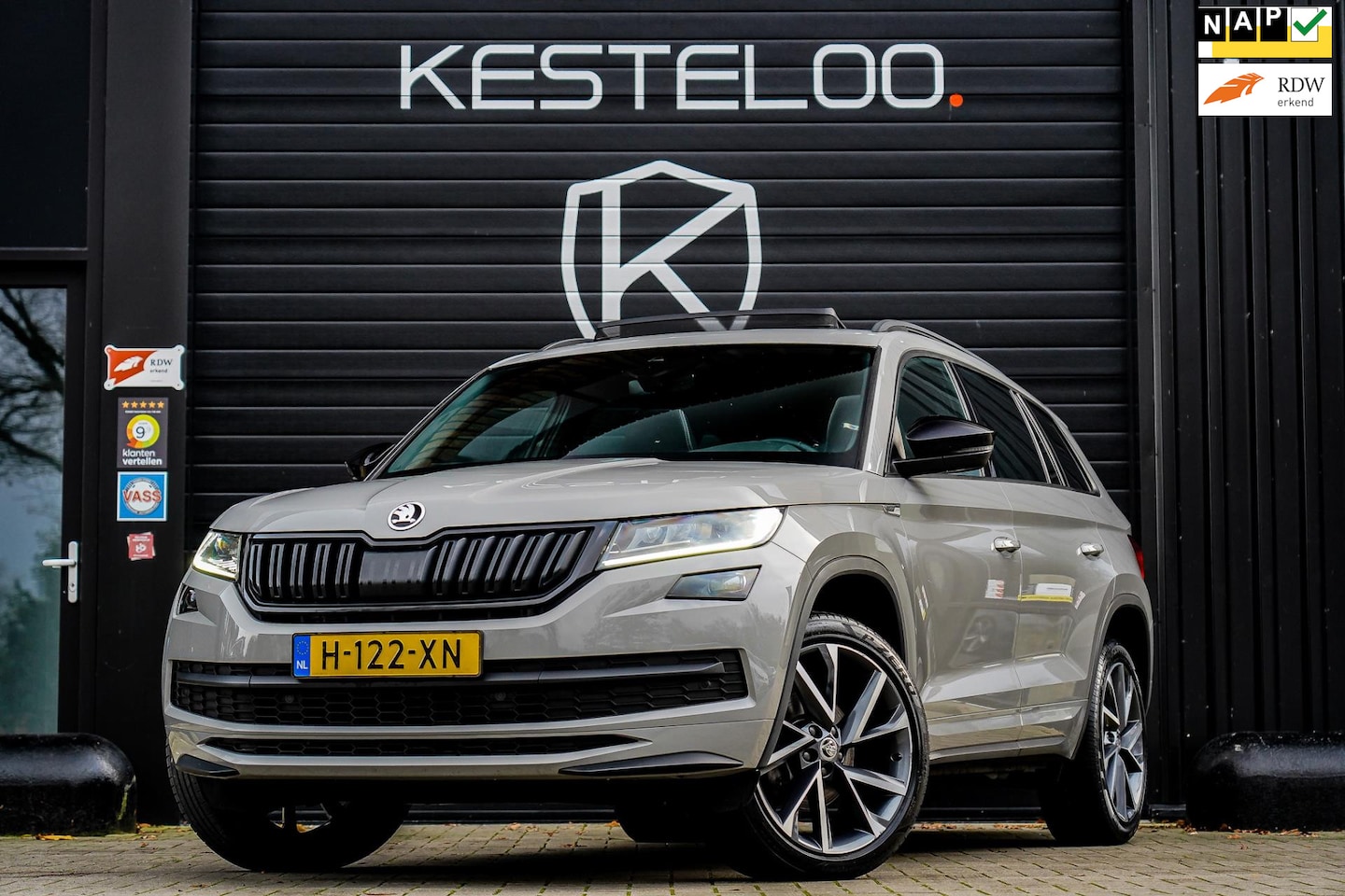 Skoda Kodiaq - 1.5T DSG Sportline STEELGREY/PANO/KEYLESS/CANTON/VIRTUAL/20"/CARPLAY/FULL - AutoWereld.nl