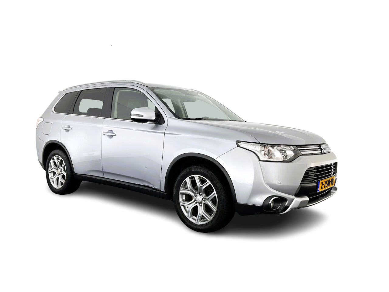 Mitsubishi Outlander - 2.0 PHEV Business Edition X-Line *NAVI-FULLMAP | 1/2LEDER | CAMERA | KEYLESS | COMFORT-SEA - AutoWereld.nl