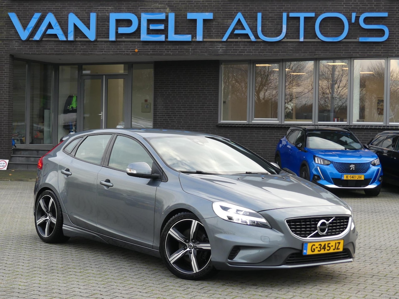 Volvo V40 - 1.5 T2 R-Design Geartronic Automaat / LEDER / - AutoWereld.nl