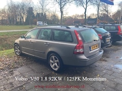 Volvo V50 - 1.8 Momentum 125PK Motorlagers licht hoorbaar