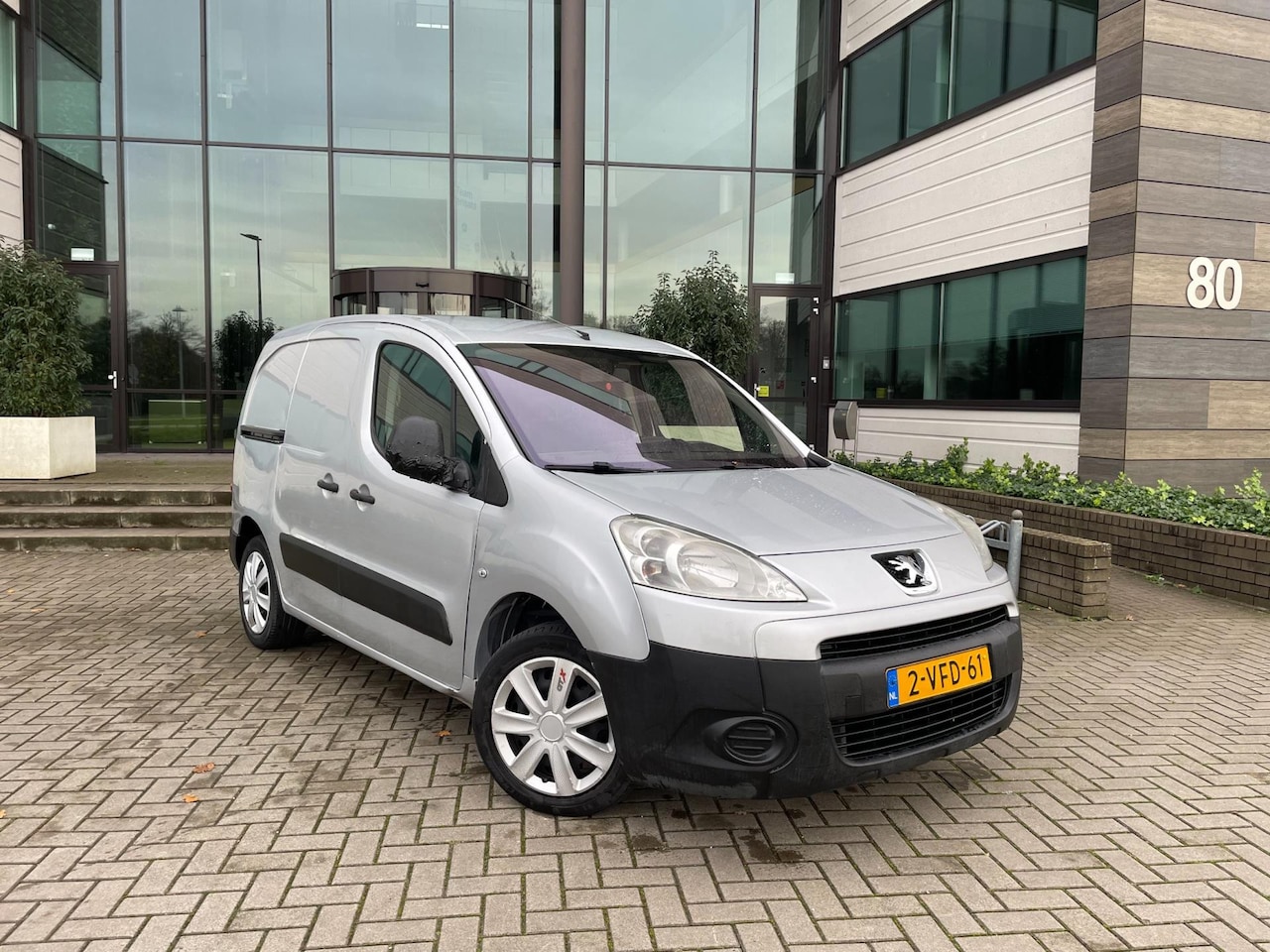 Peugeot Partner - 1.6 HDI | Nieuwe APK | Airco - AutoWereld.nl