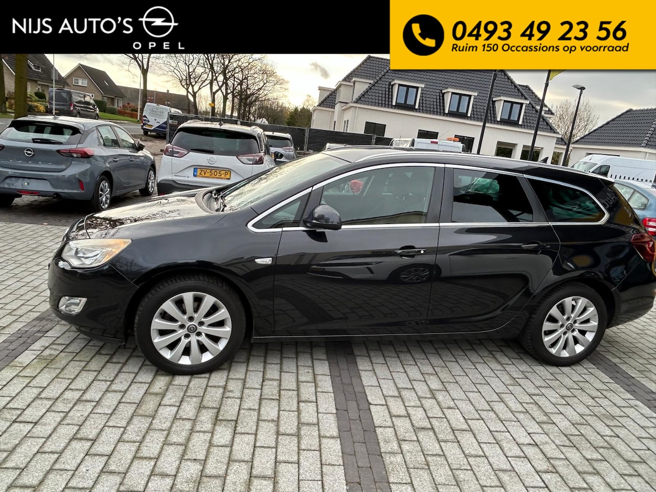 Opel Astra Sports Tourer - 2.0 CDTi Cosmo | euro 5 | climate control | trekhaak | ergonomische stoelen - AutoWereld.nl