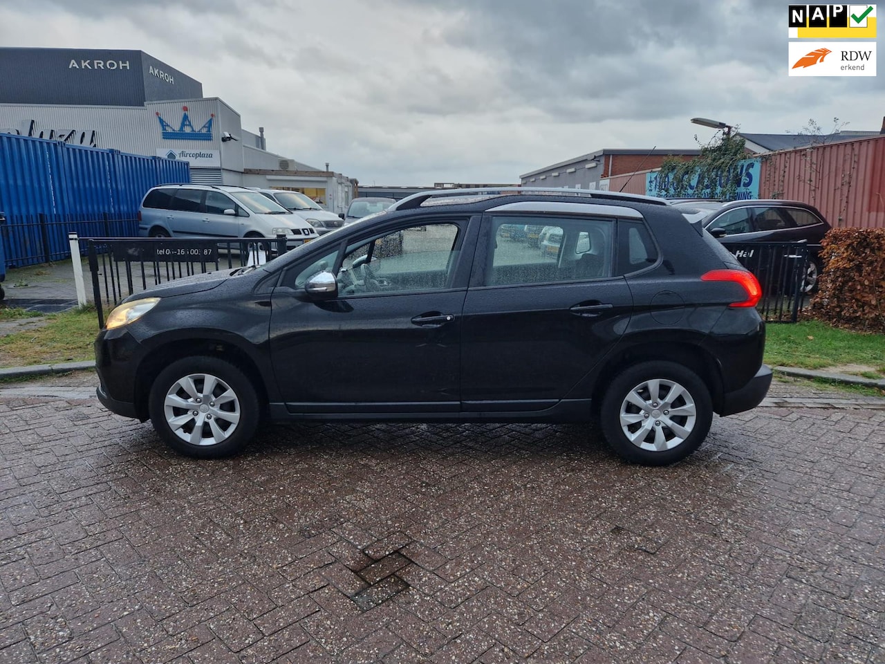 Peugeot 2008 - 1.2 VTi Active/2014/NAVI/AIRCO/APK 29-08-2025!!! - AutoWereld.nl