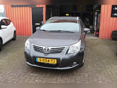 Toyota Avensis Wagon - 1.6 VVT-i Comfort