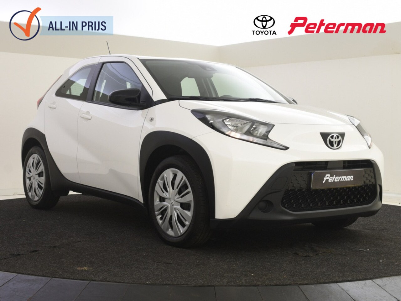 Toyota Aygo X - 1.0 VVT-i S-CVT Play Automaat | Camera - AutoWereld.nl