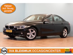 BMW 3-serie - 320i Sedan | BLUETOOTH | CLIMA | PDC ACHTER | LIMITER | LMV |