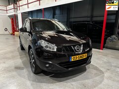 Nissan Qashqai - 2.0 Connect Edition / Automaat / Pano / Camera / Climat / Trekhaak / Navi /