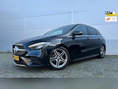 Mercedes-Benz B-klasse - 180D AMG Aut, Widescreen, Led, Alcantara