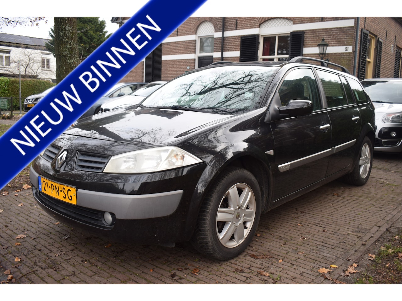 Renault Mégane Grand Tour - 1.6-16V Dynamique Luxe Navi/PDC - AutoWereld.nl