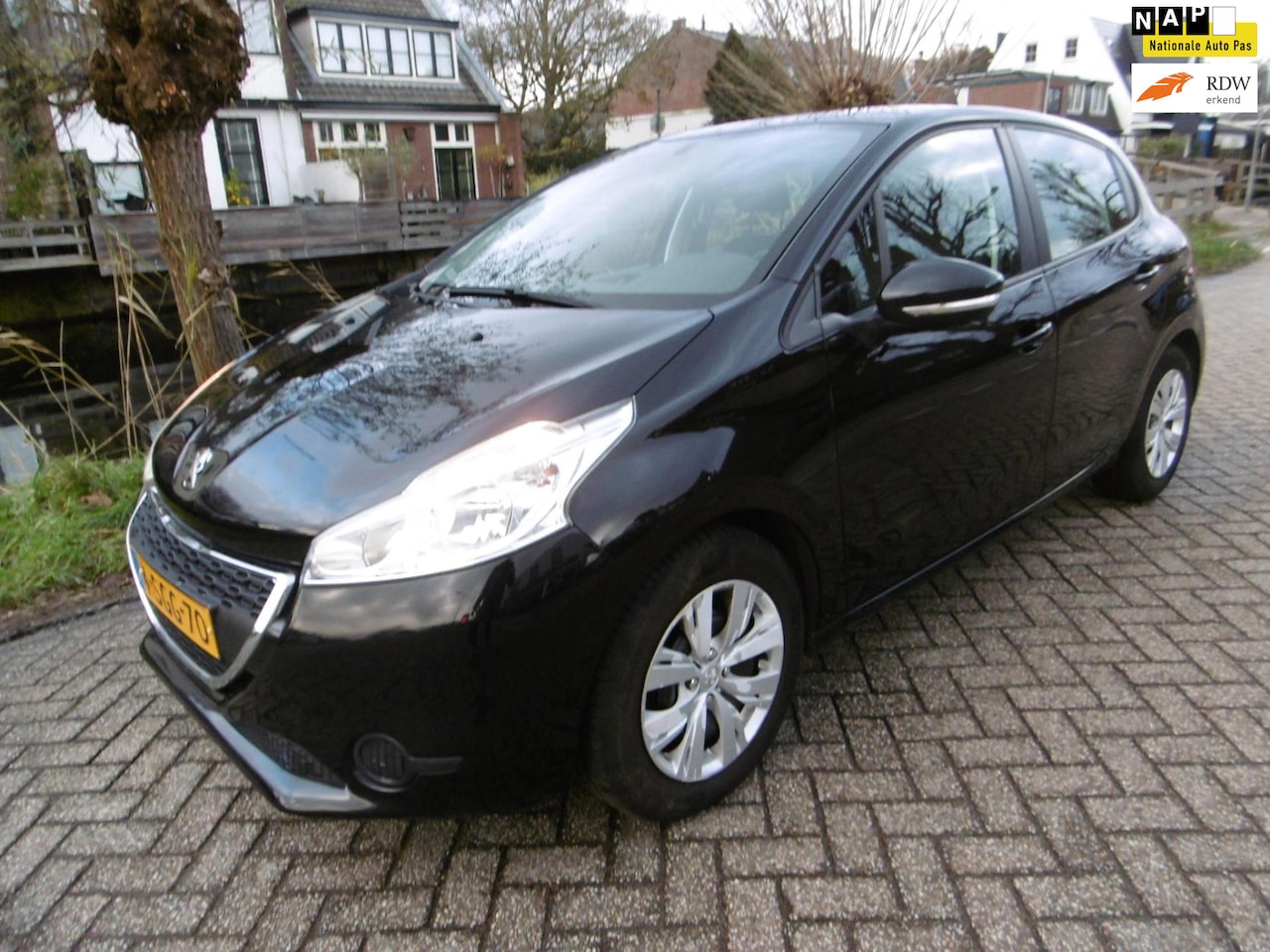 Peugeot 208 - 1.2 VTi 5-deurs Airco Cruise Navi 149.000km NAP Zuinig A-Label - AutoWereld.nl