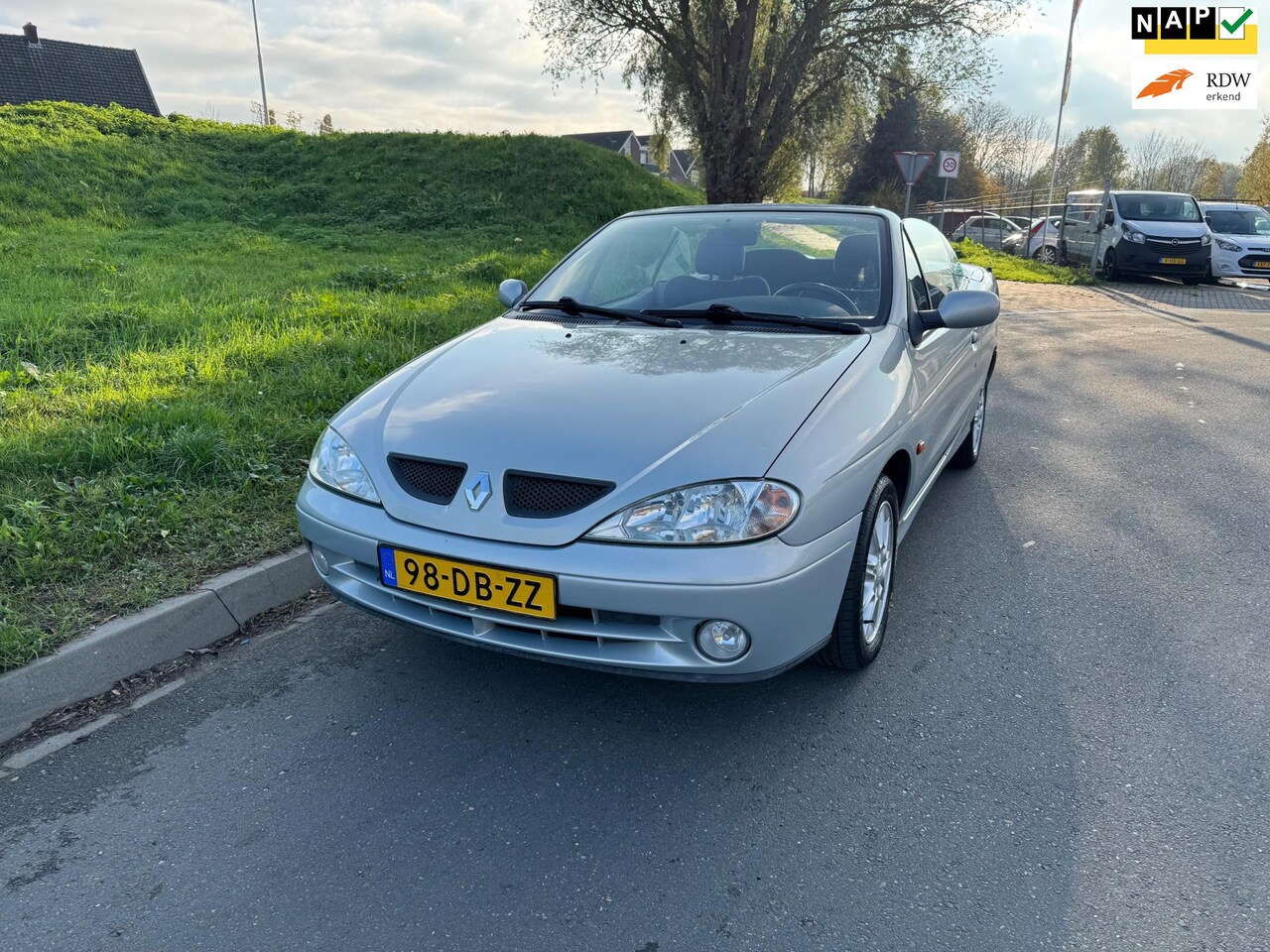 Renault Mégane Cabrio - 1.4-16V Sport 1.4-16V Sport - AutoWereld.nl