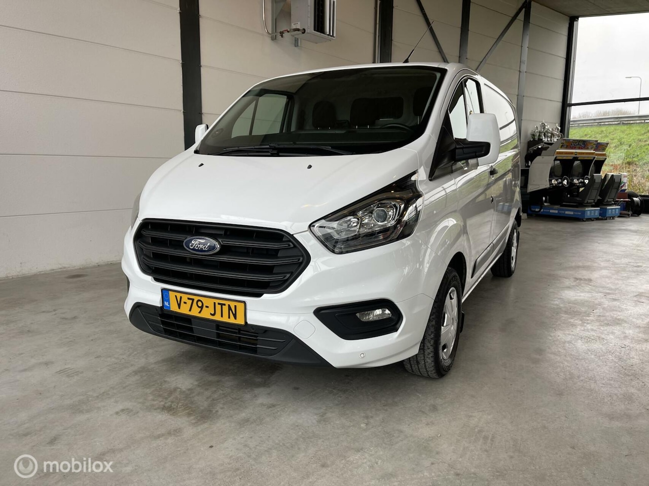 Ford Transit Custom - 280 2.0 TDCI L1H1 Ambiente 280 2.0 TDCI L1H1 Ambiente - AutoWereld.nl