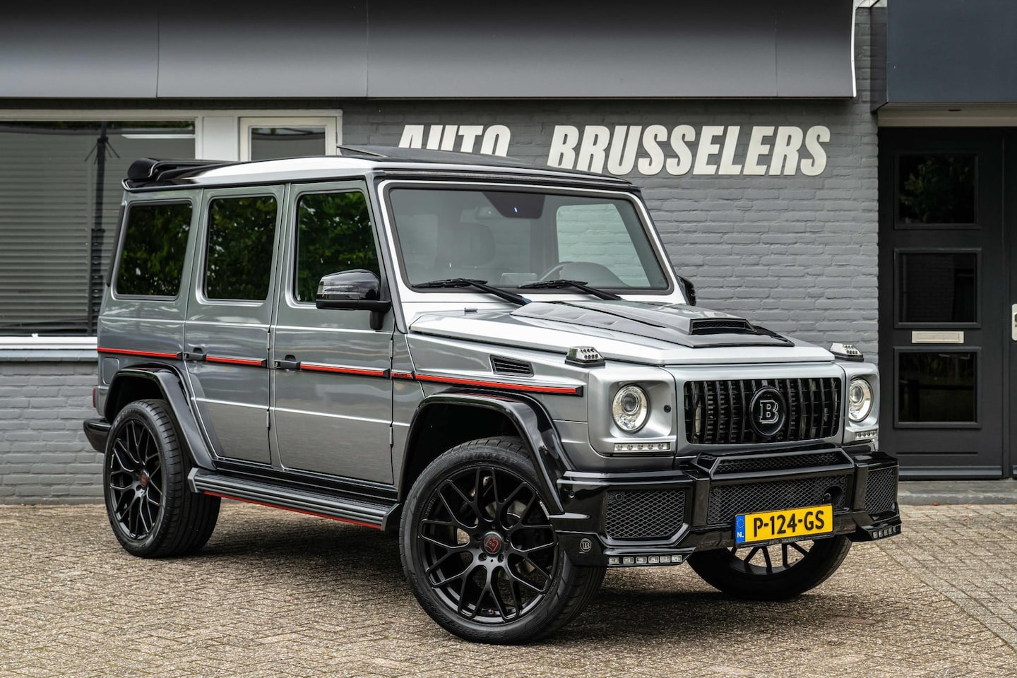 Mercedes-Benz G-klasse - 350 Bluetec Anniversary Edition Brabus uitgevoerd! - AutoWereld.nl