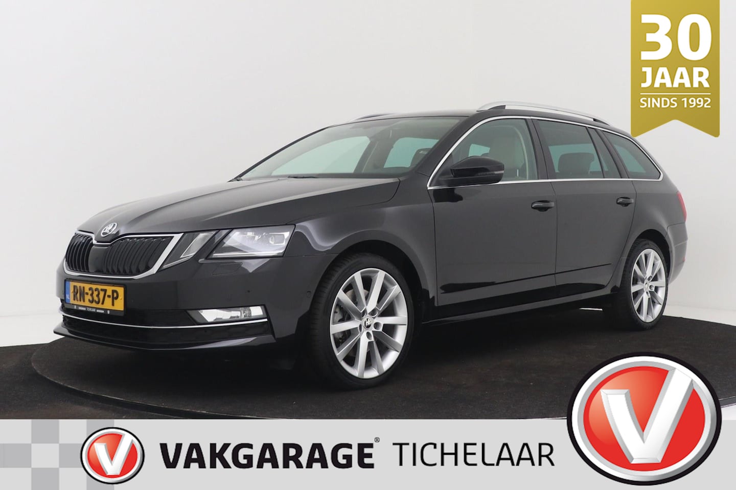 Skoda Octavia Combi - 1.8 TSI Style Business | Trekhaak | 180 PK | CarPlay | Stoelverwarming | Adap. Cruise | Ke - AutoWereld.nl