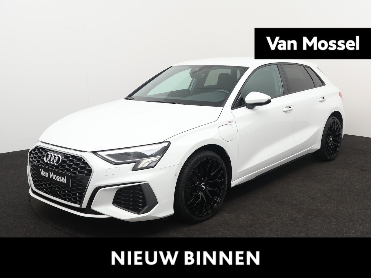 Audi A3 Sportback - 40 TFSI e Business edition | APPLE CARPLAY - ANDROID AUTO | NAVIGATIE | VIRTUAL COCKPIT | - AutoWereld.nl