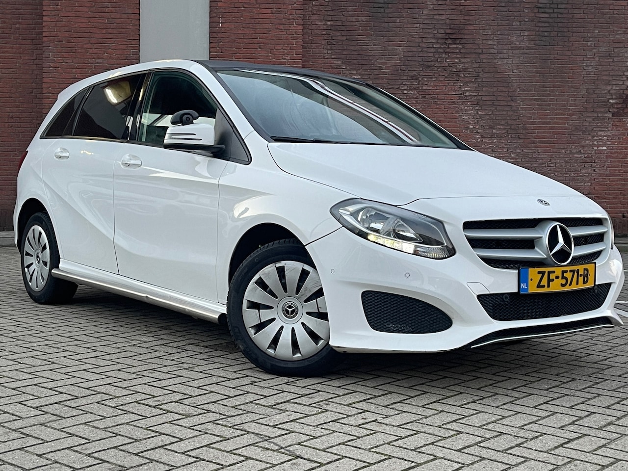 Mercedes-Benz B-klasse - 220d|AUTOMAAT|AIRCO|NAVI|PDC|1E-EIG|GOED-ONDERHOUDEN - AutoWereld.nl