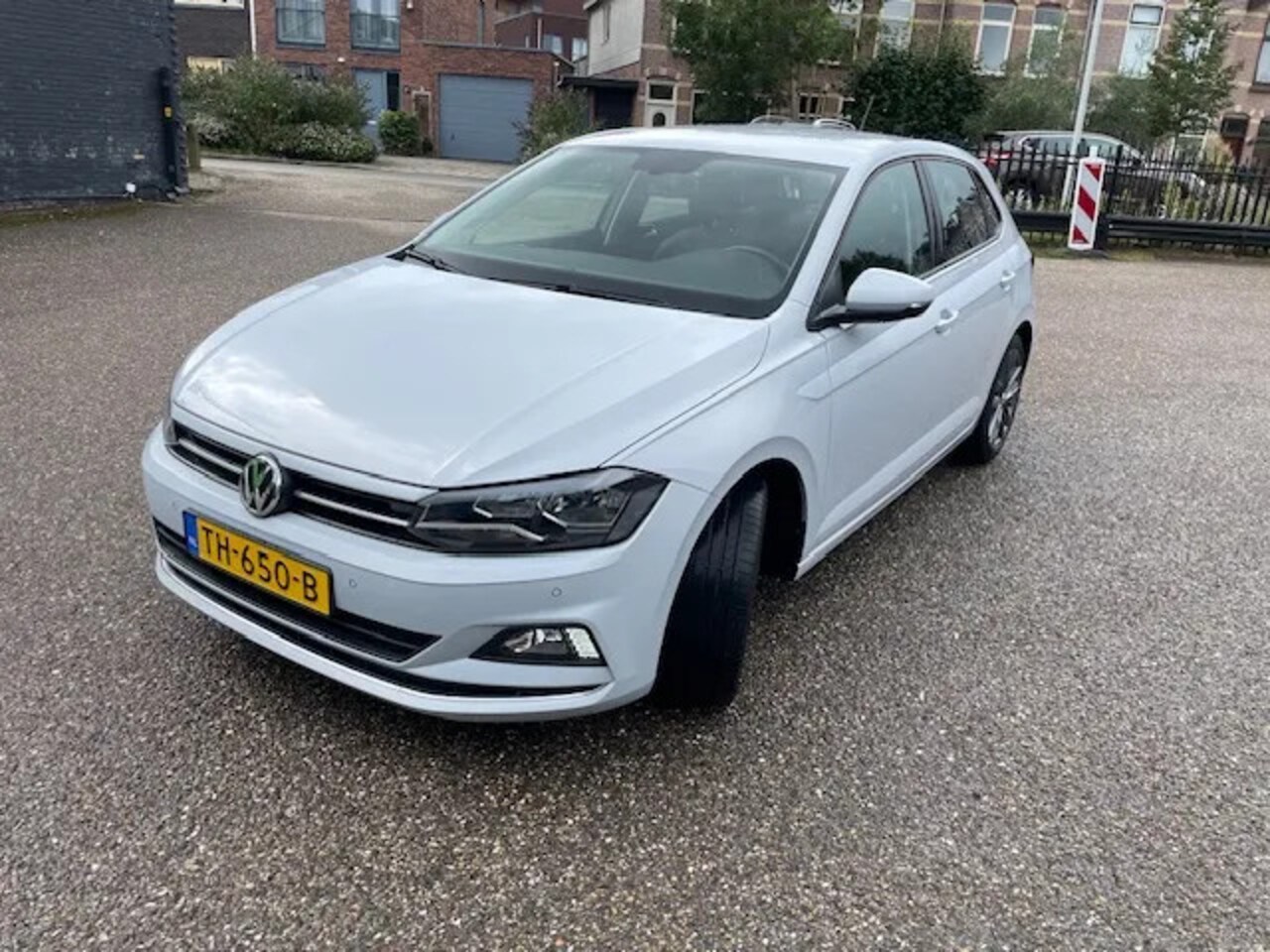 Volkswagen Polo - 1.0 TSI Highline! Paramoul White! Nette Auto! - AutoWereld.nl