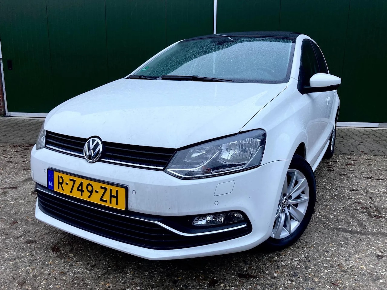 Volkswagen Polo - 75pk highline - AutoWereld.nl