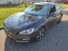 Volvo S60 - 2.0 D4 Momentum 6-bak